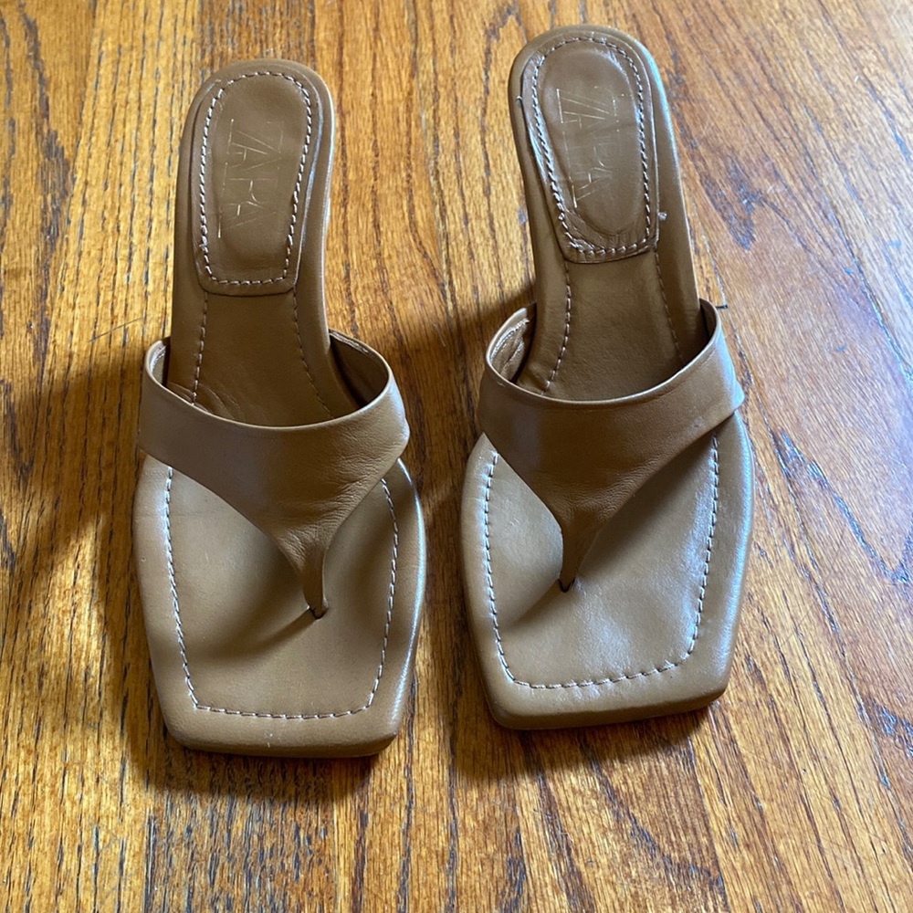 Zara faux leather kitten heel sandals - Picture 2 of 4